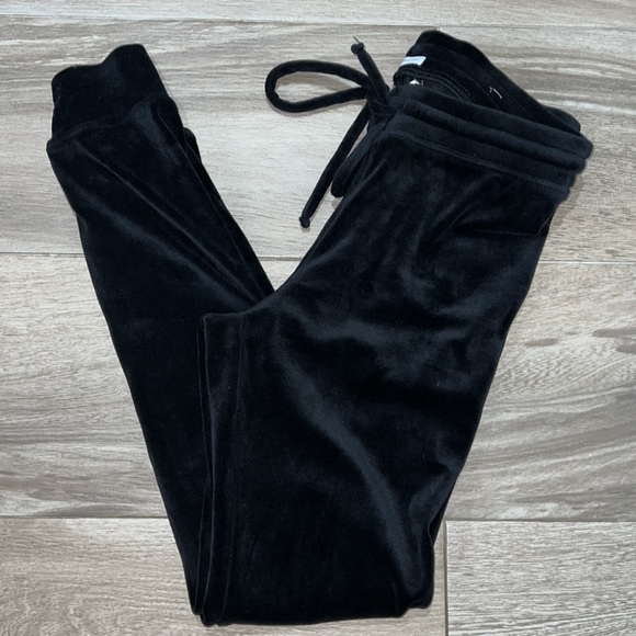 American Eagle Pants - Picture 2 of 2